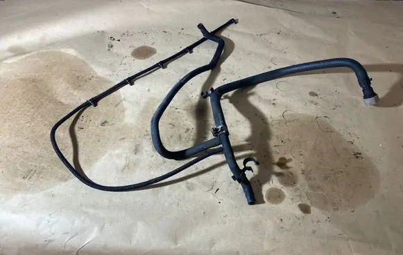 BMW 7 E65 E66 Fuel return line/hose 7789604 779071402