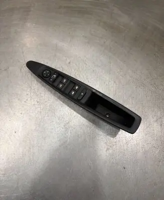 Citroen C4 I Electric window control switch 9651464677