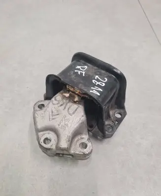 Citroen DS5 Engine mount bracket 9636270080B 9636583980 9676819780