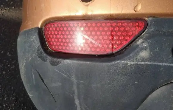Rear tail light reflector