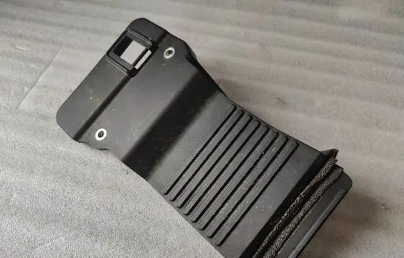 Volvo V60 Battery box tray cover/lid 31651455