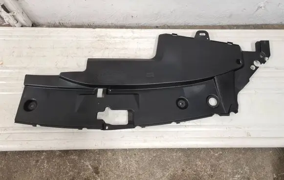 Radiator trim