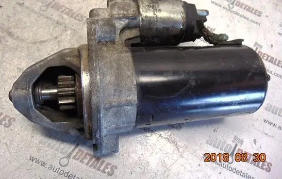 Mercedes-Benz E W211 Starter motor A0061512501