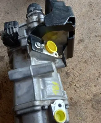 Renault Captur II Air conditioning (A/C) compressor (pump) 92603211R