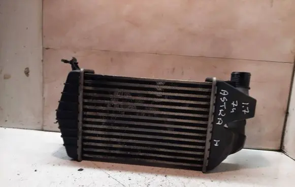 Opel Astra H Intercooler radiator WTP8630 13213402 1516A