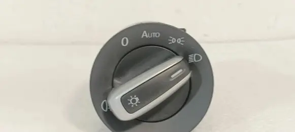 Volkswagen Golf VI Light switch 3C8941431 10002830 3508