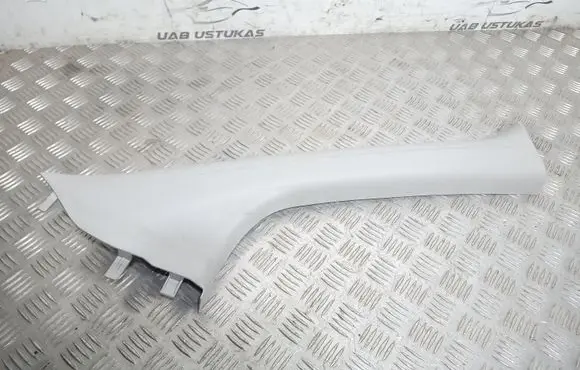Ford Kuga I (A) pillar trim