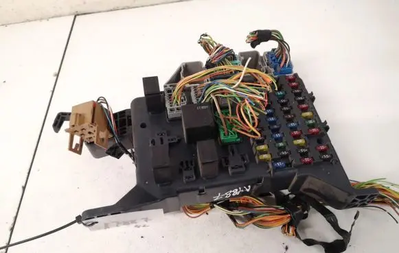 Jaguar X-Type Fuse box set 1x4314a073af 1x43-14a073-af