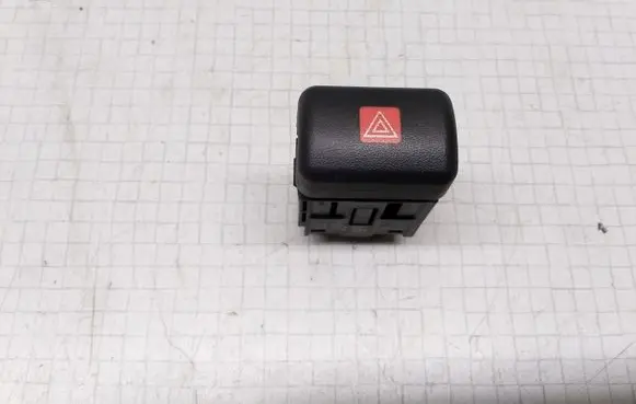 Opel Zafira A Hazard light switch 90589897