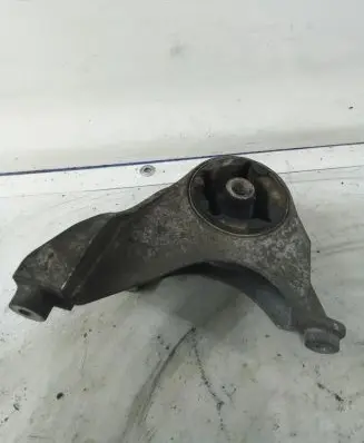 Opel Antara Engine mounting bracket X04140