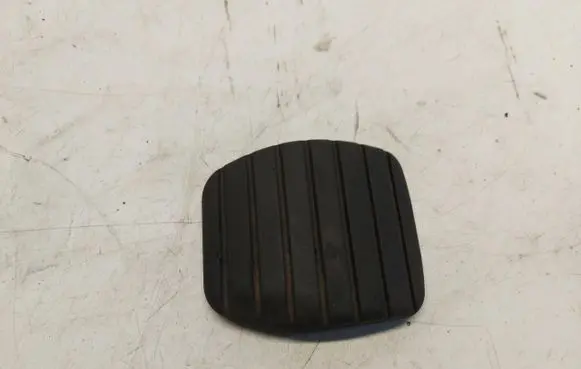 Renault Master III Brake pedal 8200874407JLK01