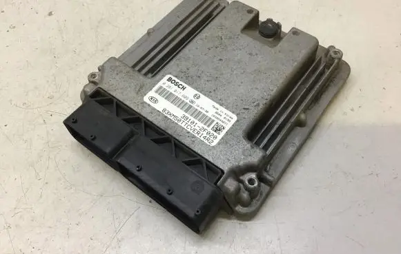 KIA Sorento Engine control unit/module 0281017609 391012F020