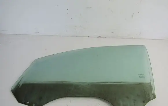 Fiat Croma Front door window glass four-door 6482552176438