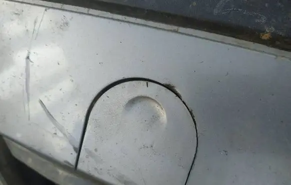 Opel Zafira A Front tow hook cap/cover 