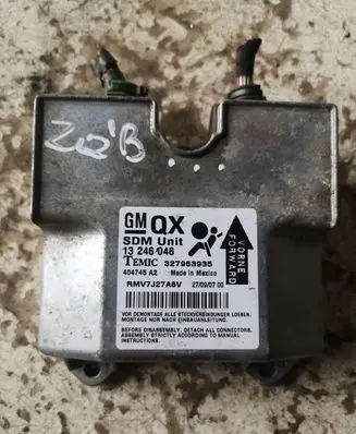 Opel Zafira B Airbag control unit/module 13246046