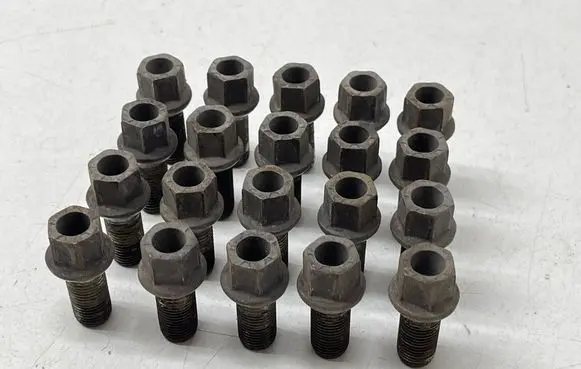 Skoda Octavia Mk3 (5E) Nuts/bolts 