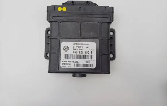 Volkswagen Touareg I Gearbox control unit/module 09D927750E