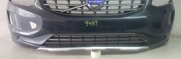 Volvo XC60 Front bumper 31323765