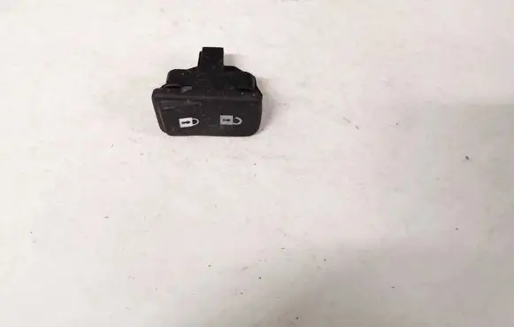 Volvo V50 Central locking switch button 0565832