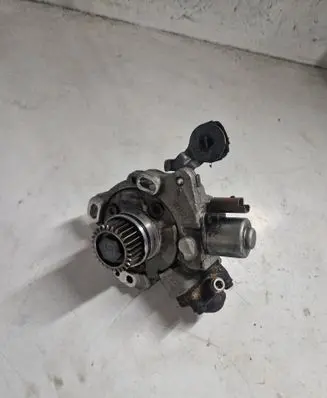 Citroen C5 Fuel injection high pressure pump 9674984480