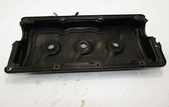 Audi A6 S6 C5 4B Rocker cam cover 