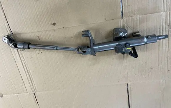 Dacia Lodgy Steering wheel axle 130104000422