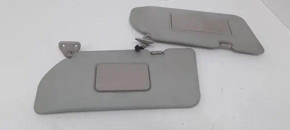 Nissan Almera Tino Sun visor