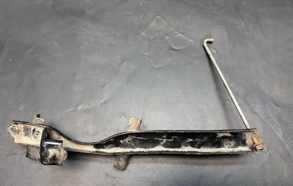 Toyota Avensis T250 Battery bracket 7440420590