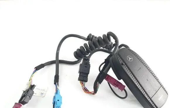 Mercedes-Benz E W211 Bluetooth control unit module A2038201311 B67875877