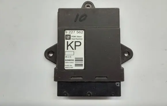 Opel Vectra C Door control unit/module 9227562 D30570197 5WK46002