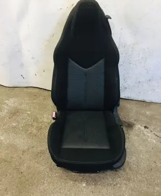 Peugeot 308 Front driver seat 