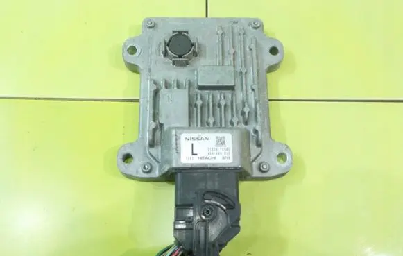 Nissan Juke I F15 Torque split ecu control unit/module 310361KA0C 18AB17
