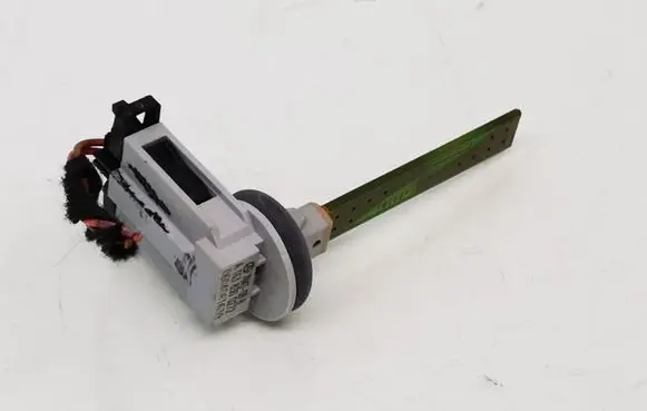 Mercedes-Benz ML W164 Interior temperature sensor A1638300272 0604061639
