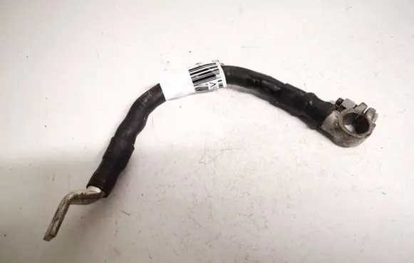 Audi A8 S8 D3 4E Positive cable (battery)