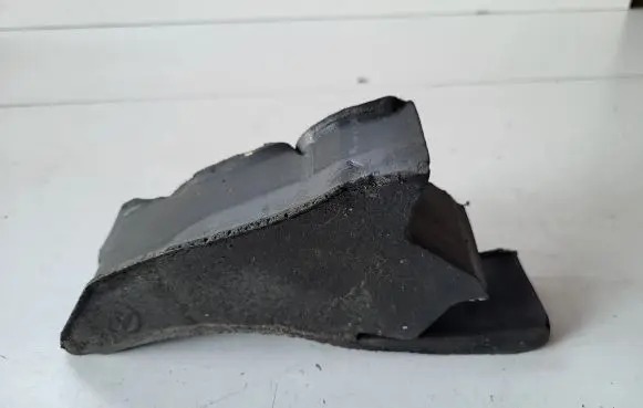Skoda Octavia Mk3 (5E) Fender foam support/seal 