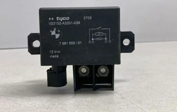 BMW X5 E70 Coolant fan relay 7661503