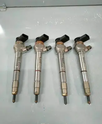 Skoda Superb B8 (3V) Fuel injector 05L130277E