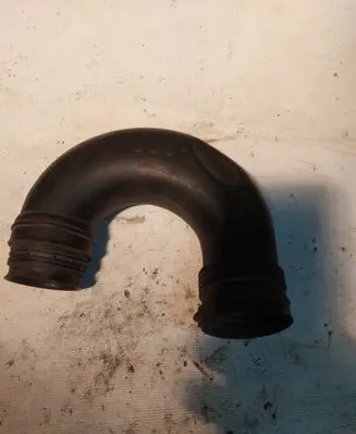 Volkswagen Touran I Air intake hose/pipe 1K0129618