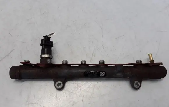 Renault Scenic II - Grand scenic II Fuel main line pipe 8200396999