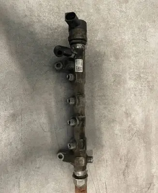 Volkswagen PASSAT B7 Fuel main line pipe 0311640 03L089N