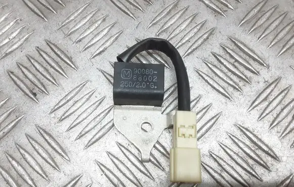 Toyota Avensis T250 Sensor 9008088002