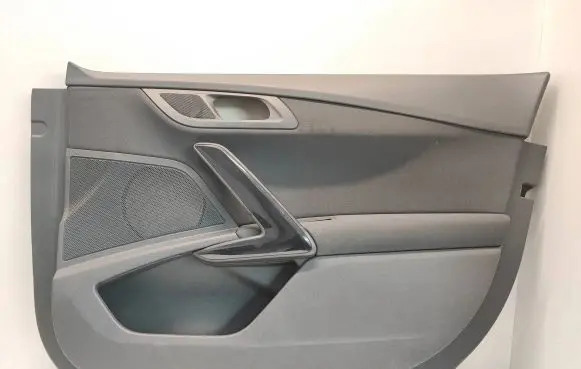 Peugeot 508 Front door card panel trim 96863073ZE 11580764 1F260335
