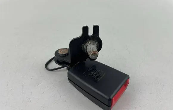 Mini One - Cooper F56 F55 Rear seatbelt buckle 7362069