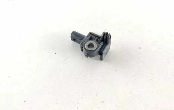 Mercedes-Benz Vito Viano W447 Airbag deployment crash/impact sensor A4479050013
