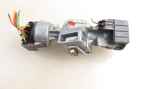 Ford Focus Ignition lock 3M513F880AC