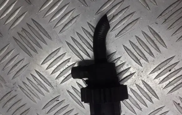 BMW 3 E46 Valve vacuum 1433602