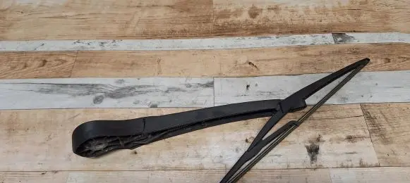 Renault Modus Rear wiper blade arm 8200567757