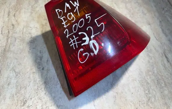 BMW 3 E90 E91 Rear/tail lights 7160062