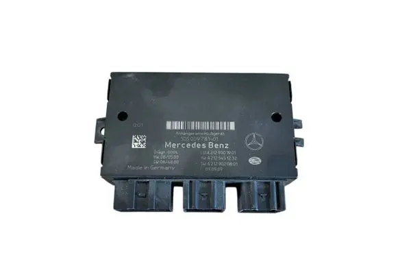 Mercedes-Benz C W204 Tow bar trailer control unit/module A2129001901 5DS00978101 A2125451232