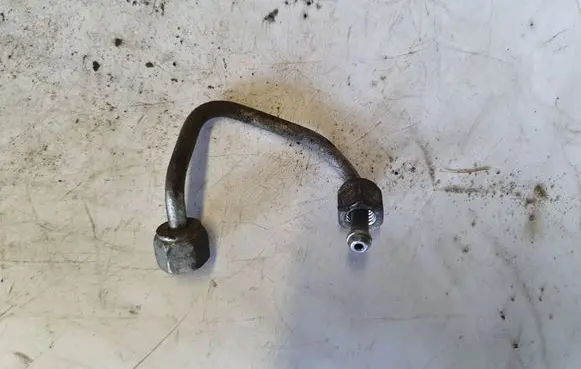 Land Rover Discovery 3 - LR3 Fuel injector supply line/pipe NOCODE